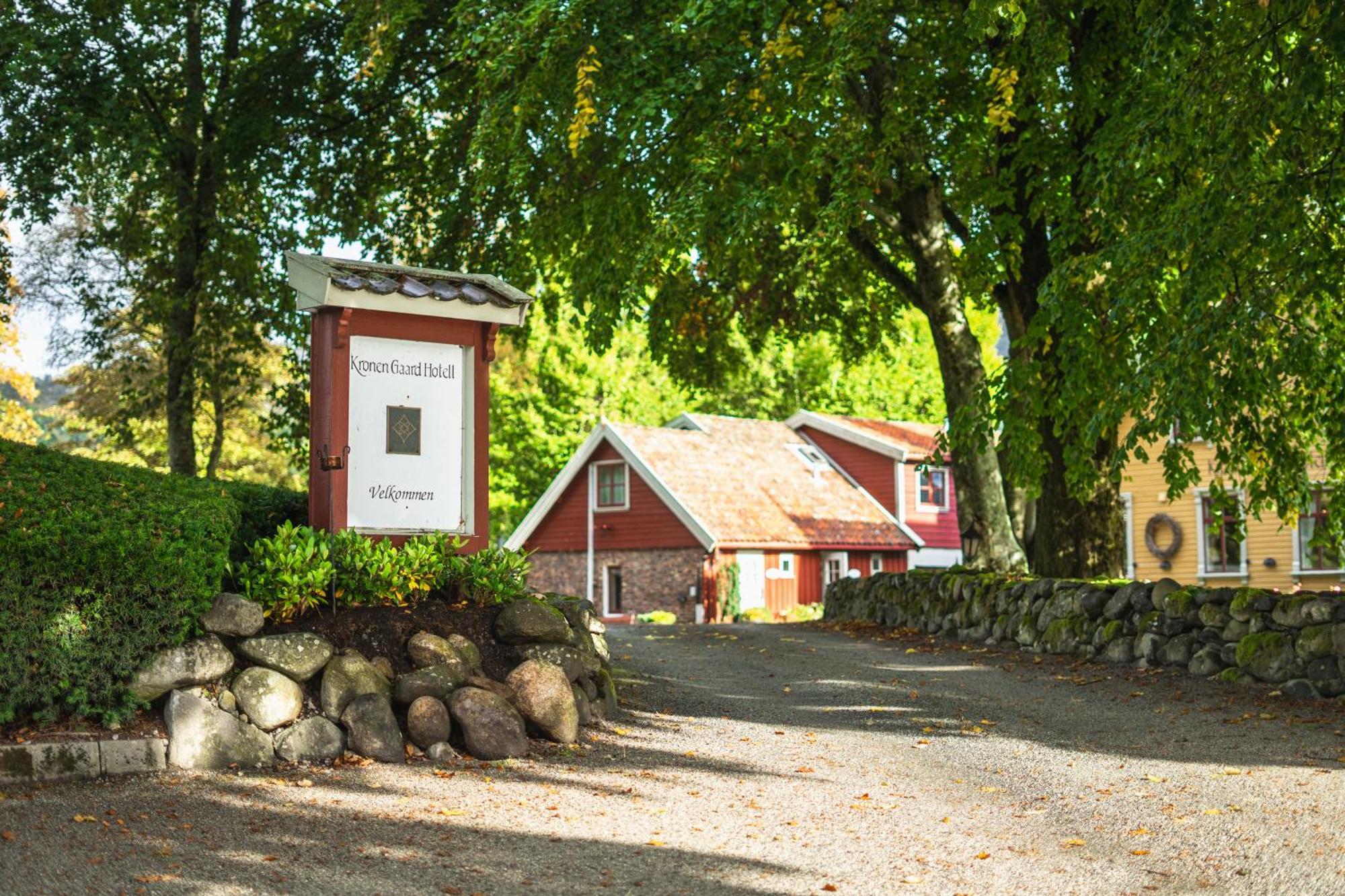 Kronen Gaard Hotel Саннес Экстерьер фото